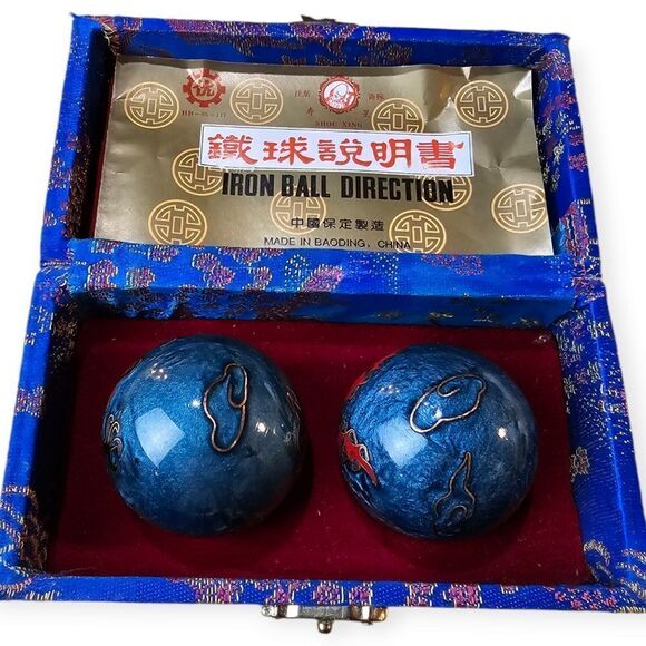 Vintage Chinese Medicine Iron Direction Balls - Picture 6 of 8